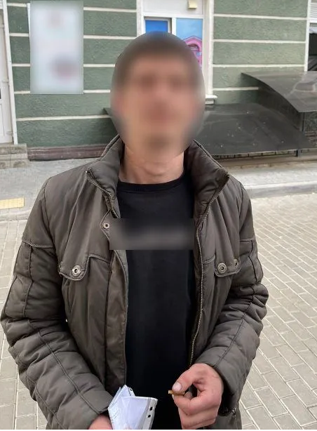 Screenshot 2023-03-27 at 13-25-57 Ховав в кишені шприц з наркотиками у Тернополі зупинили підо...png