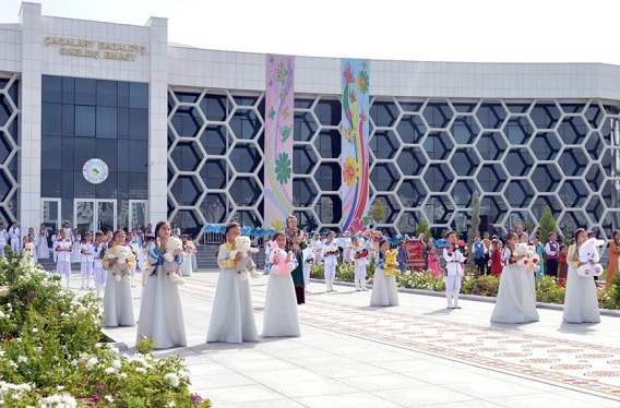 Screenshot 2023-06-29 at 20-11-31 Президент Туркменистана в день рождения отца открыл «умный г...png